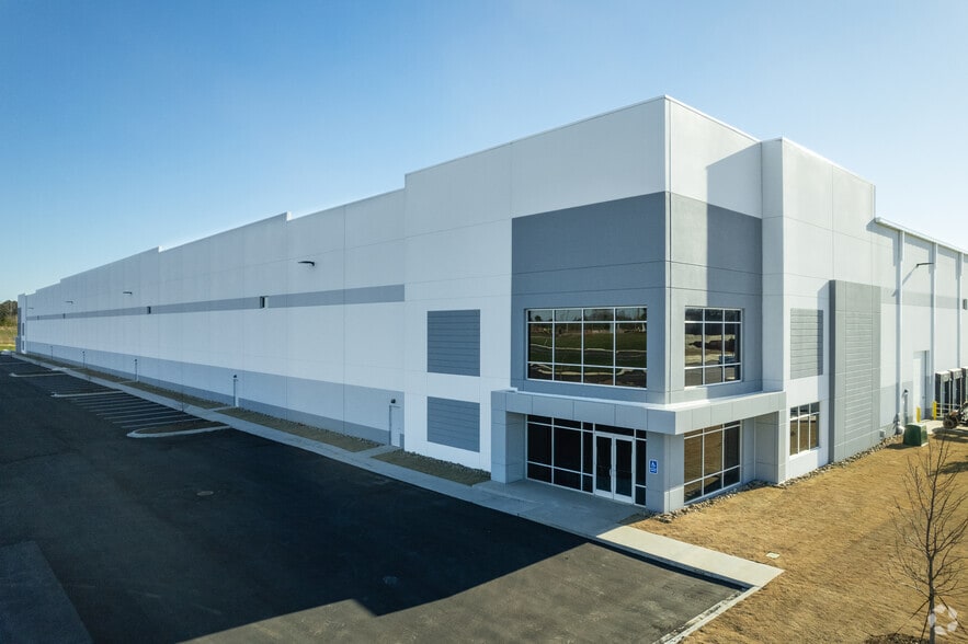 121 Logistics Dr, Gaffney, SC for lease - Building Photo - Image 2 of 30