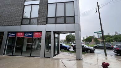 943 N Crosby St, Chicago, IL for lease Building Photo- Image 2 of 7