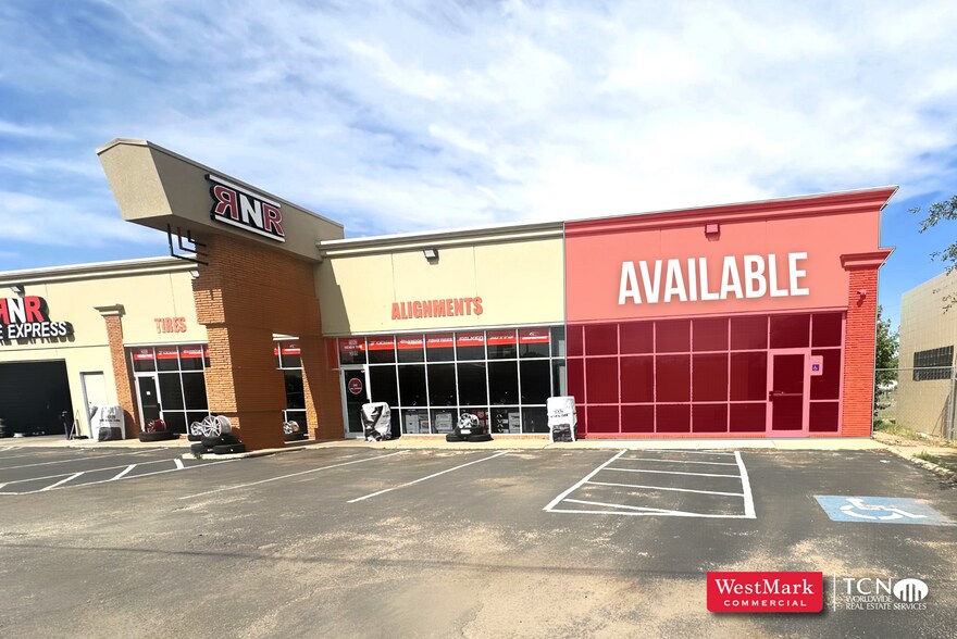 309 N University Ave, Lubbock, TX for lease - Building Photo - Image 1 of 6