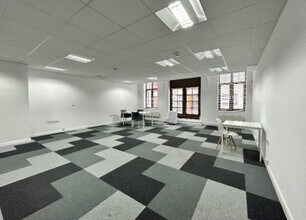 28 Kensington St, Brighton for lease Interior Photo- Image 1 of 2