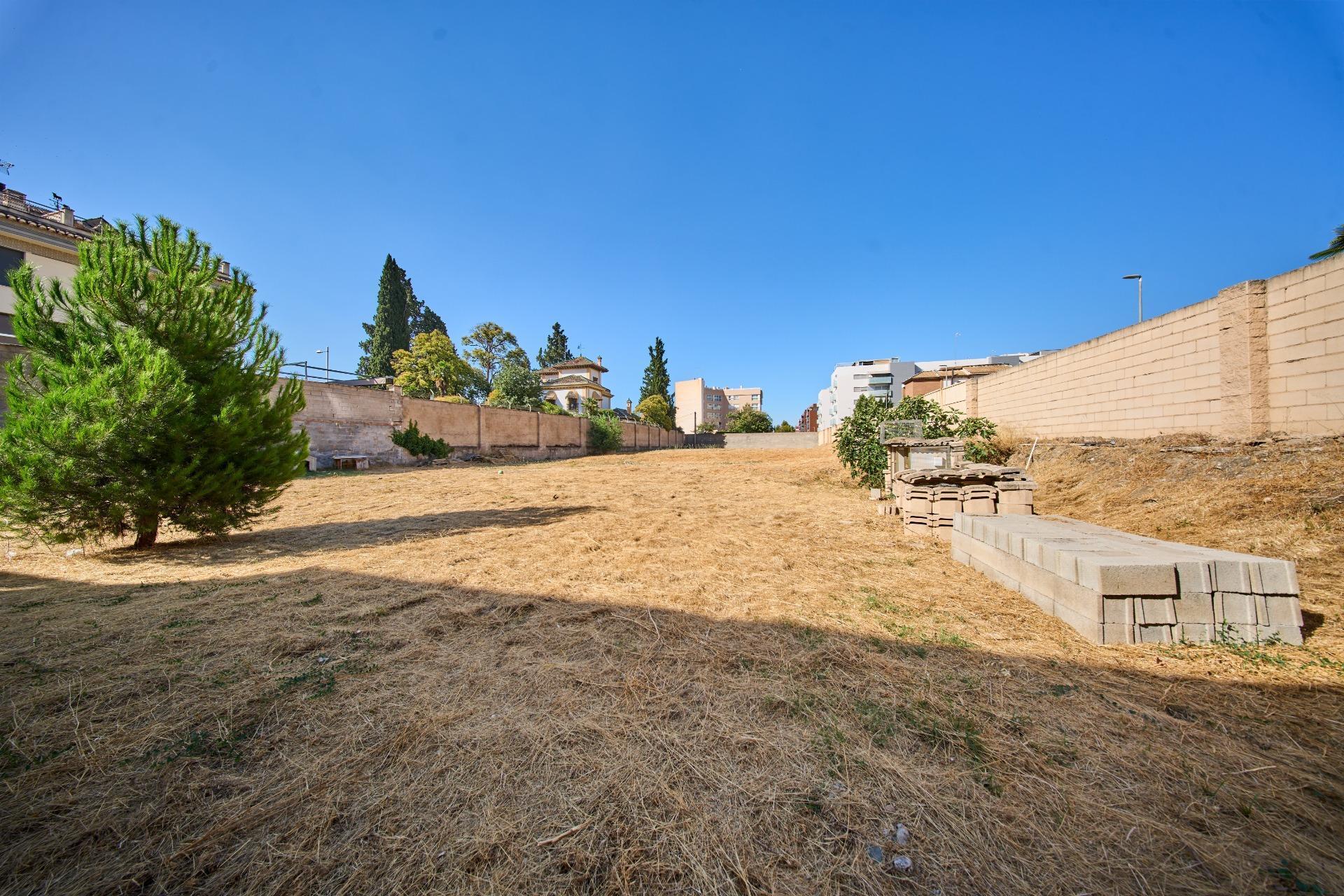 Land in Granada, Granada for sale Building Photo- Image 1 of 22