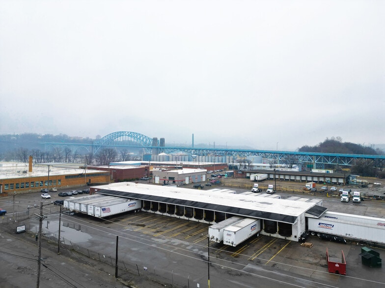 2 Sexton Rd, McKees Rocks, PA for sale - Building Photo - Image 3 of 8