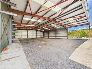Docharty Rd, Dingwall for lease Interior Photo- Image 2 of 6