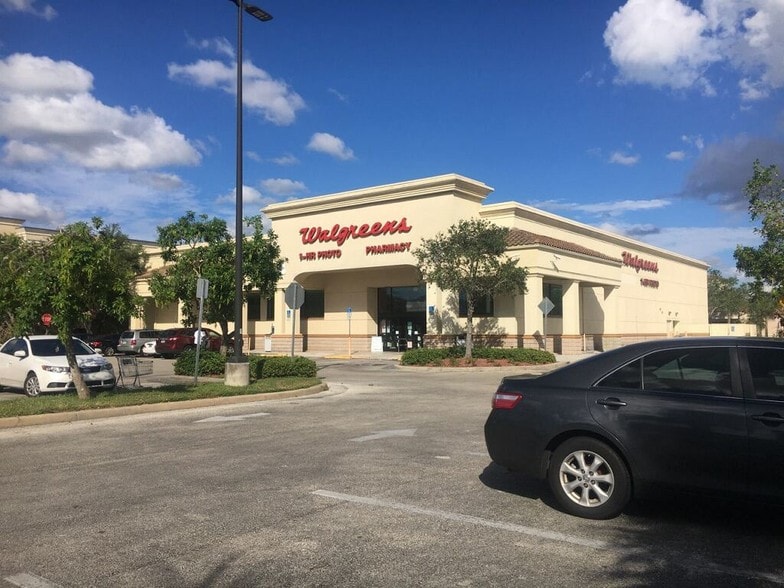 1565 Airport Rd S, Naples, FL for sale - Other - Image 1 of 1