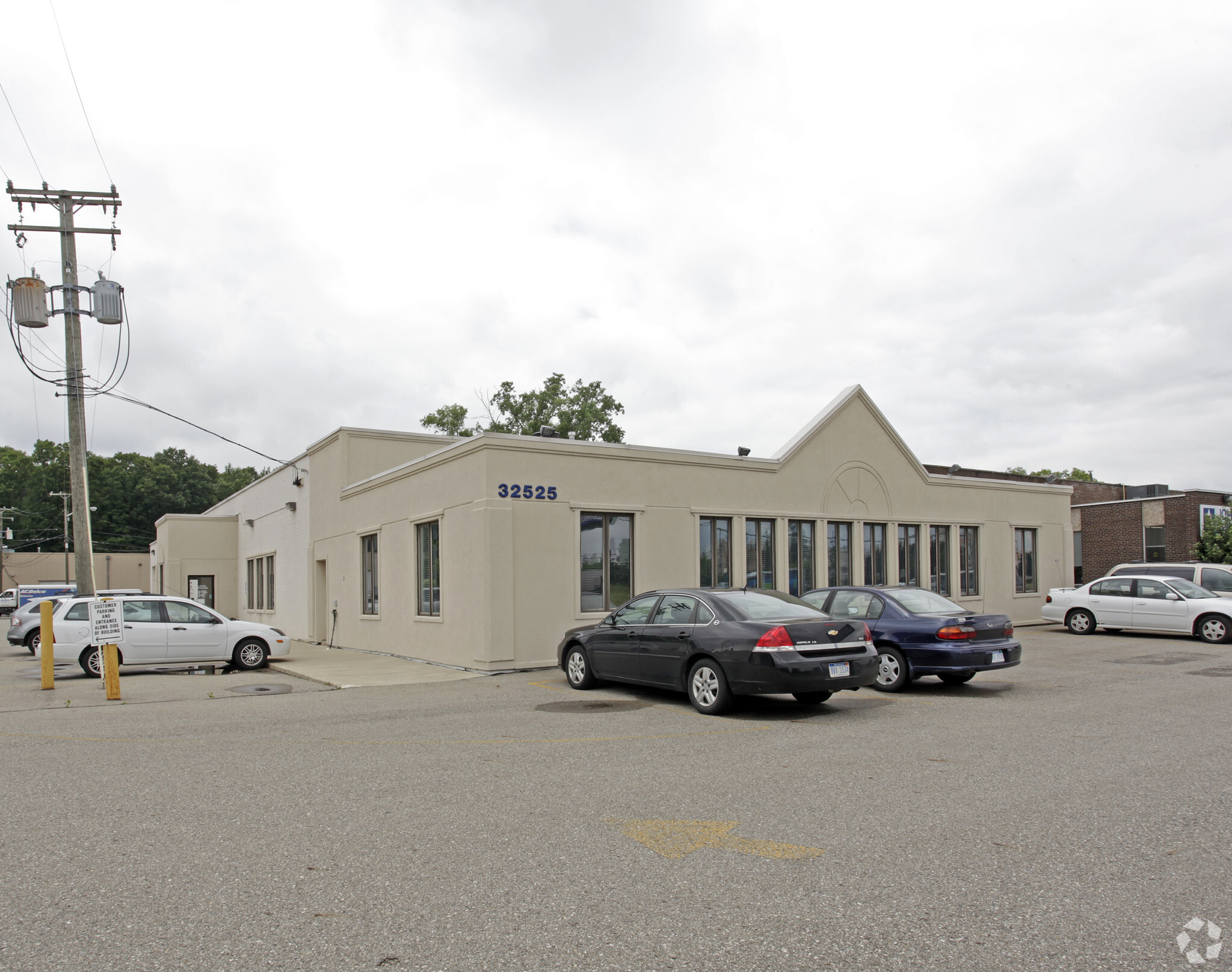 32525 Stephenson Hwy, Madison Heights, MI for sale Building Photo- Image 1 of 1