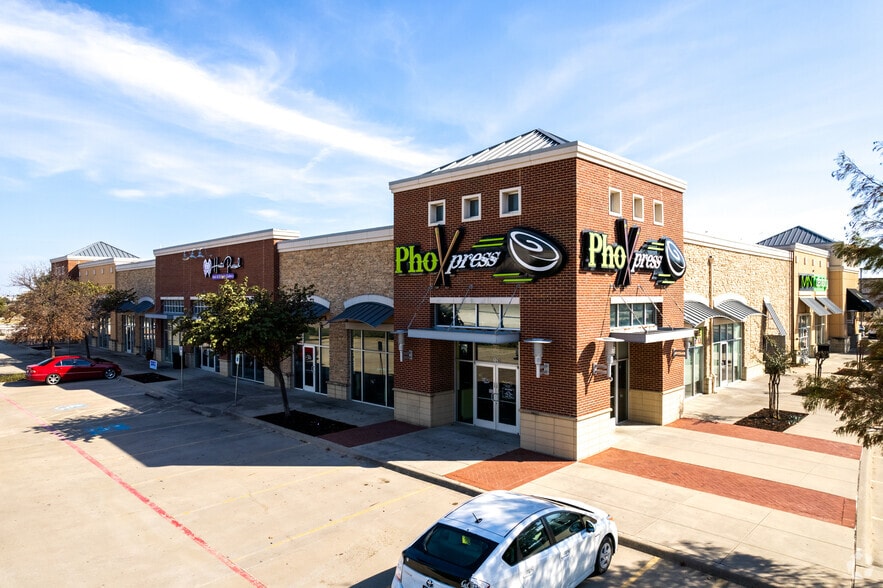3000 Grapevine Mills Pkwy, Grapevine, TX for lease - Building Photo - Image 2 of 4