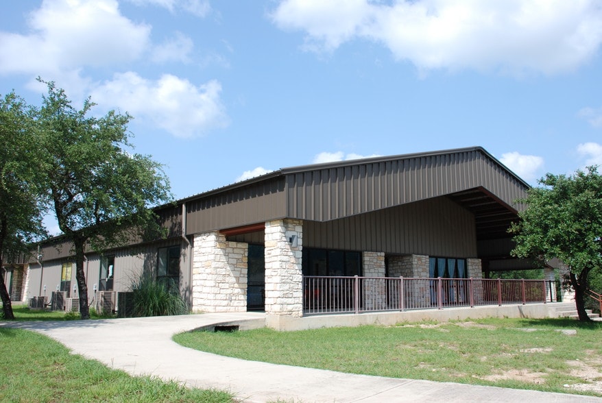501 Old Kyle Rd, Wimberley, TX for sale - Primary Photo - Image 1 of 1