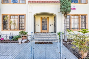 2752 W 15th St, Los Angeles CA - Fourplex or Quadplex