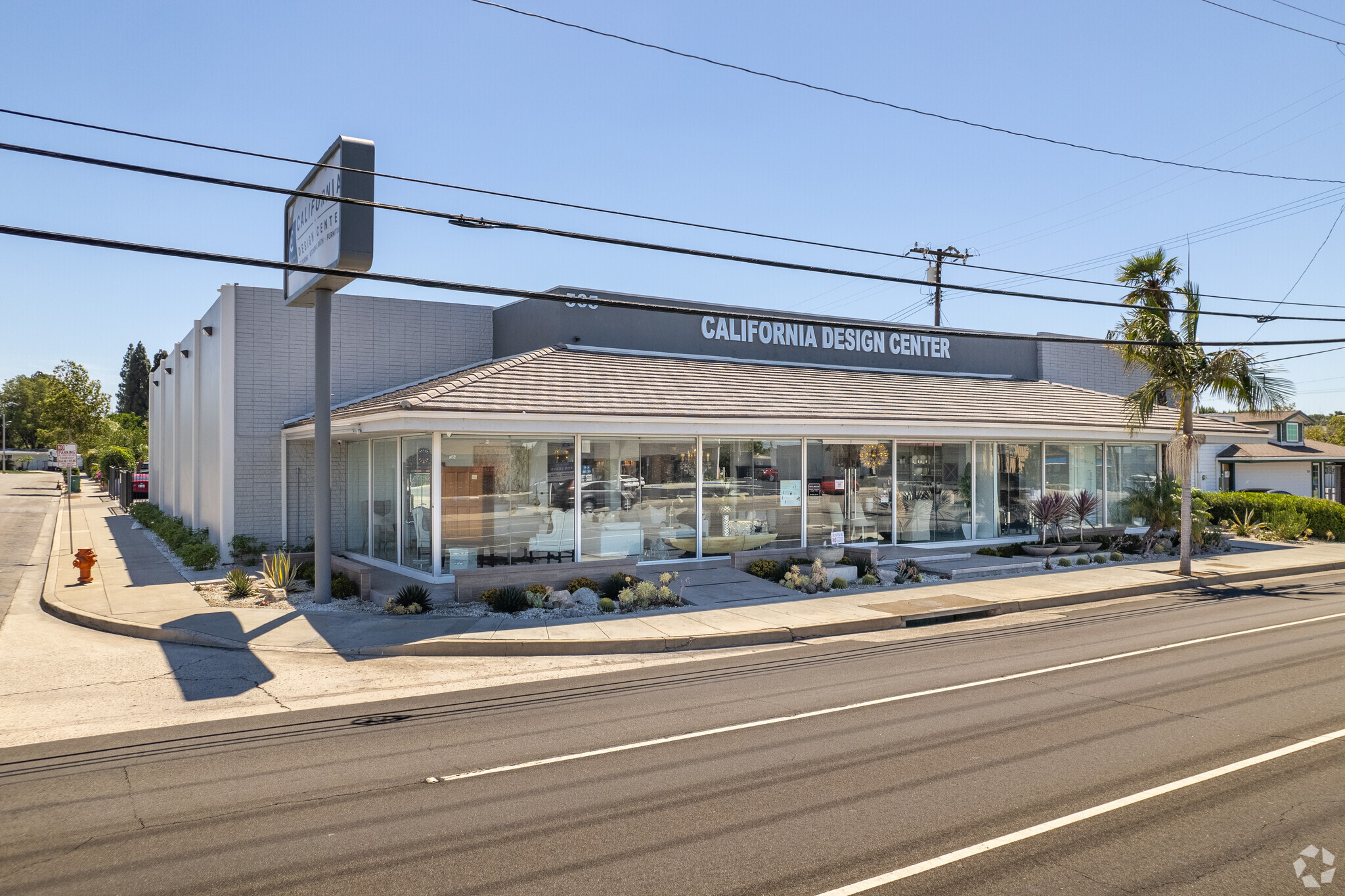 565 N Tustin St, Orange, CA for lease Building Photo- Image 1 of 18