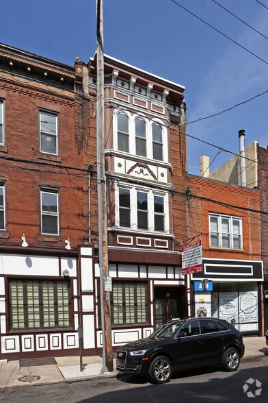 708 S 4th St, Philadelphia, PA for sale - Building Photo - Image 2 of 3