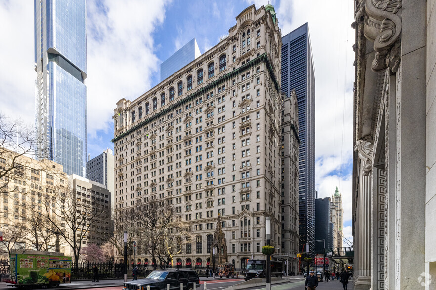 111 Broadway, New York, NY for lease - Building Photo - Image 1 of 79