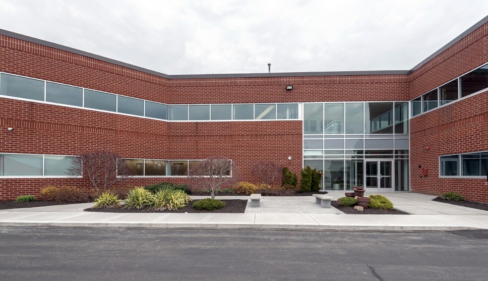 30 Tozer Rd, Beverly, MA 01915