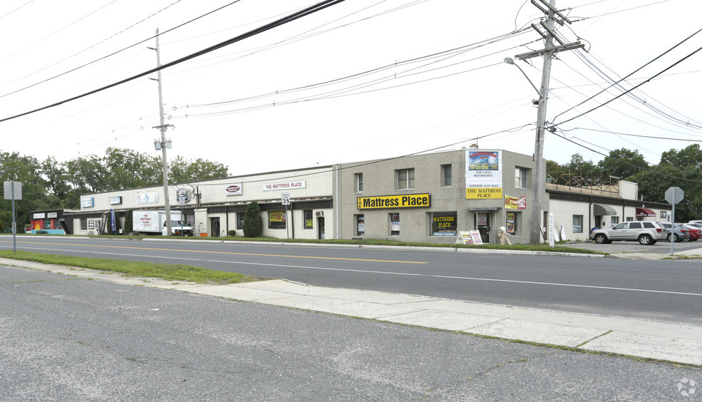 187 Parker Ave, Manasquan, NJ for lease - Primary Photo - Image 1 of 2