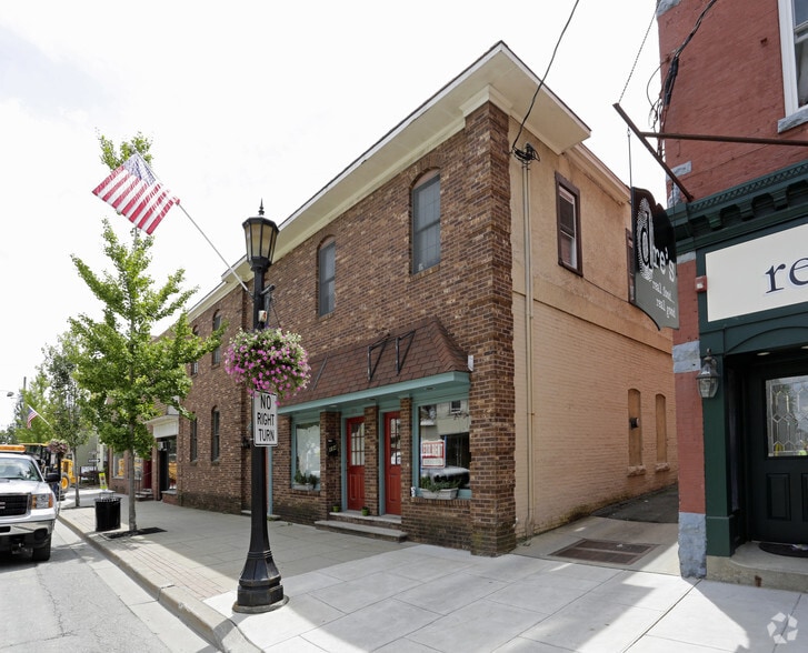 192-196 Spring St, Newton, NJ for sale - Primary Photo - Image 1 of 1
