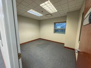 2888 Nationwide Pky, Brunswick, OH for lease Interior Photo- Image 2 of 2