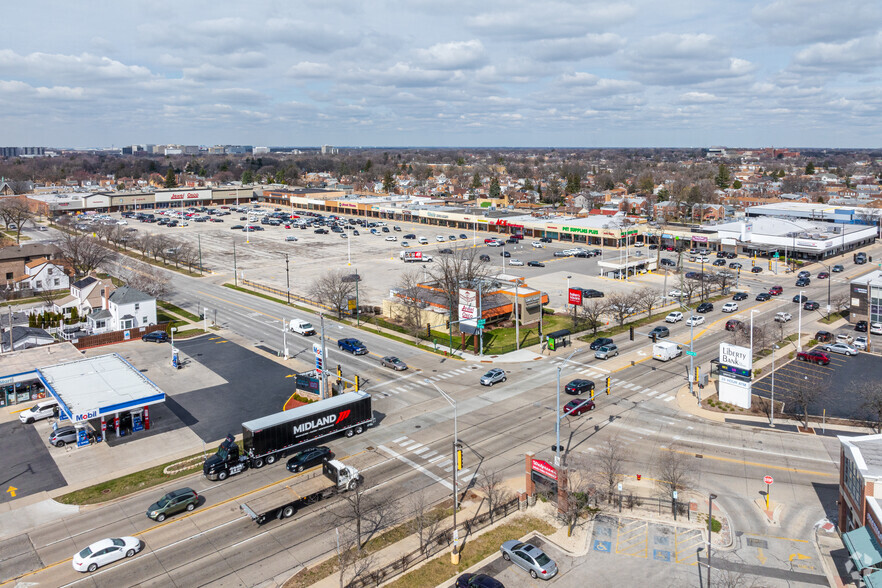 7200-7342 W Foster Ave, Chicago, IL for lease - Aerial - Image 3 of 6