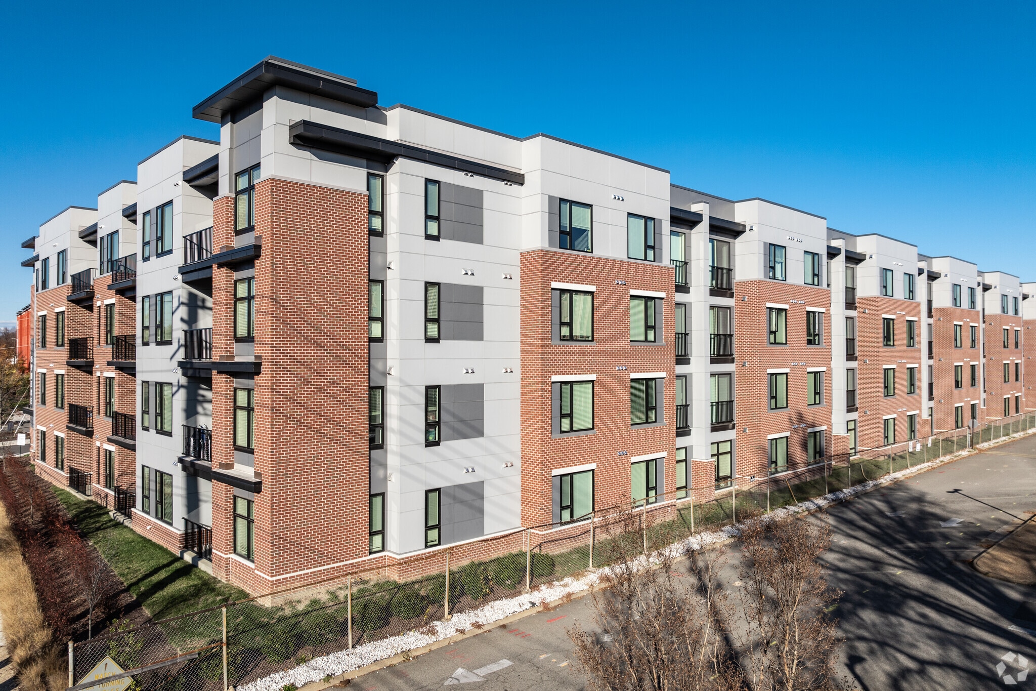 2005 Brook Rd, Richmond, VA for sale Primary Photo- Image 1 of 1