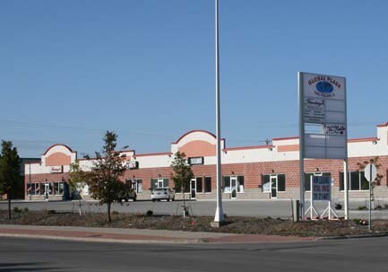 2512 S 7th Ave, Fargo, ND for sale Primary Photo- Image 1 of 1