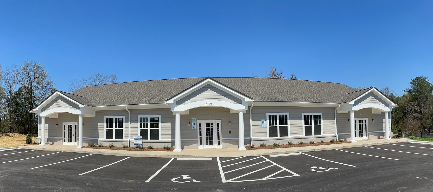 6721 Shallowford Rd, Lewisville, NC 27023