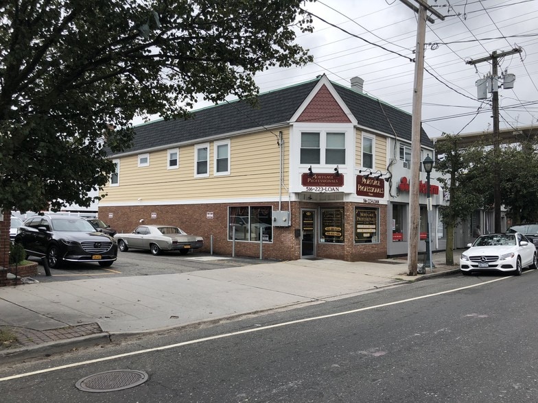 12 Merrick Ave, Merrick, NY for sale - Building Photo - Image 2 of 3