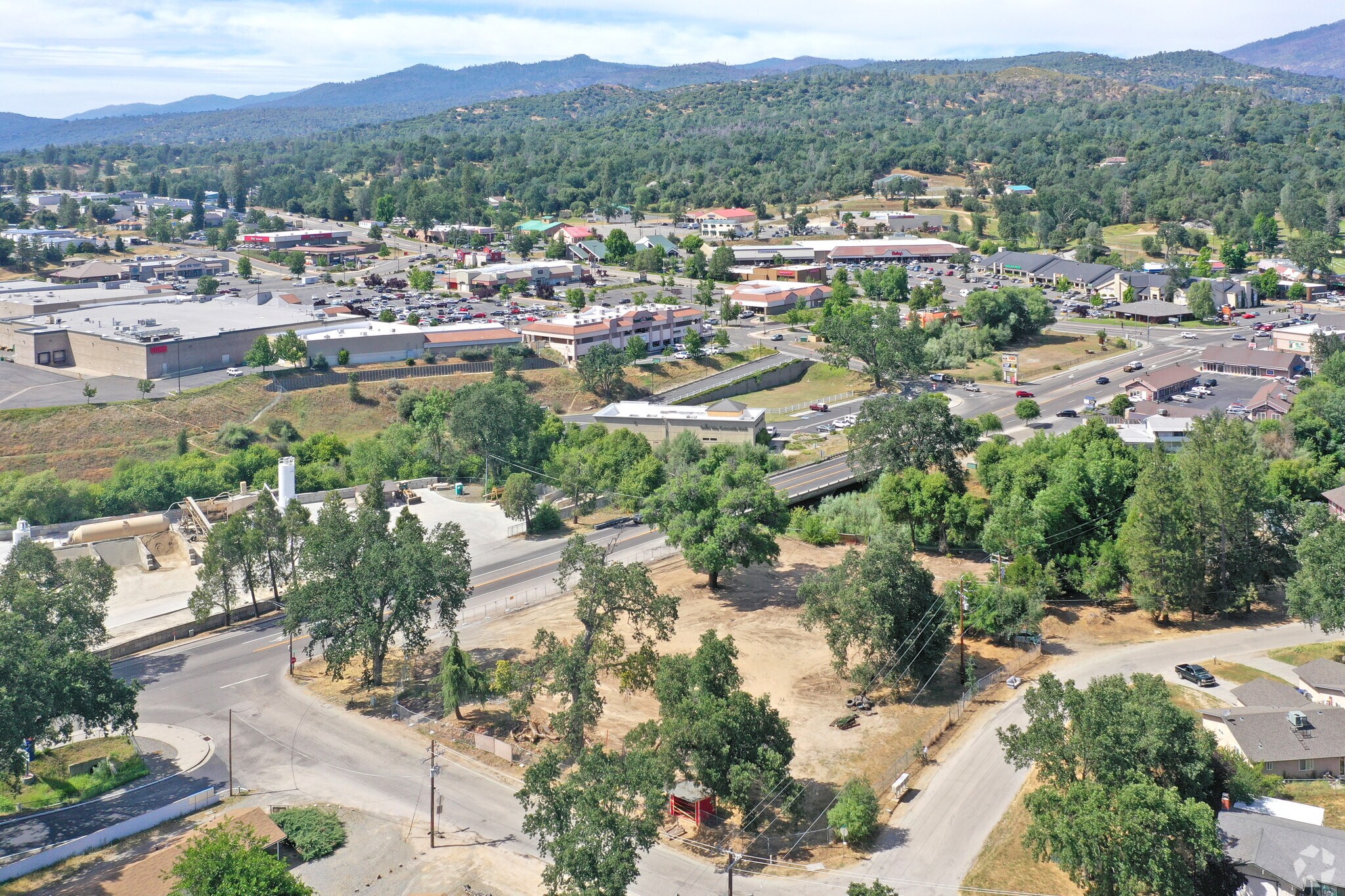 Highway 41 & Royal Oaks Dr, Oakhurst, CA 93644 Land for Sale