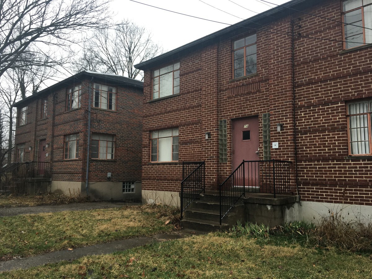1056 Springfield Pike, Cincinnati, OH 45215
