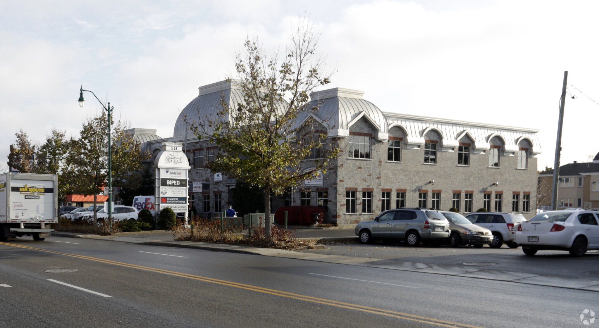 534 Rue NotreDame, Repentigny, QC J6A 2T8 Office for Lease