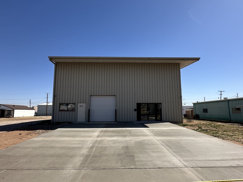 1810 Lee Ave, Odessa, TX for lease - Building Photo - Image 3 of 12