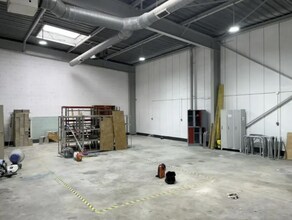 Flex in Villetaneuse for lease Interior Photo- Image 2 of 2