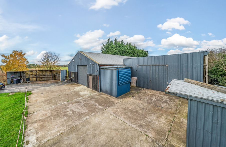 Sleaford Rd, Brant Broughton for sale - Building Photo - Image 2 of 12