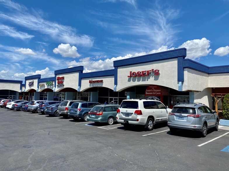 901-971 W Moana Ln, Reno, NV for lease - Building Photo - Image 3 of 6