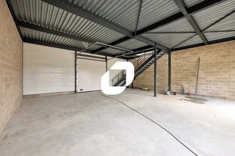 Flex in Ballainvilliers for sale - Building Photo - Image 3 of 8
