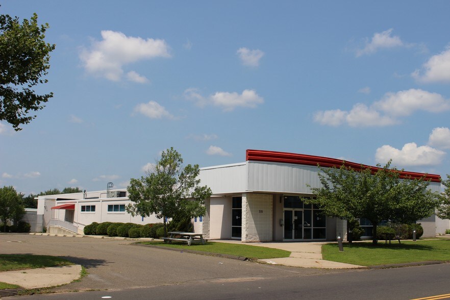 335 Putnam Ave, Hamden, CT 06517 Industrial Space for Lease