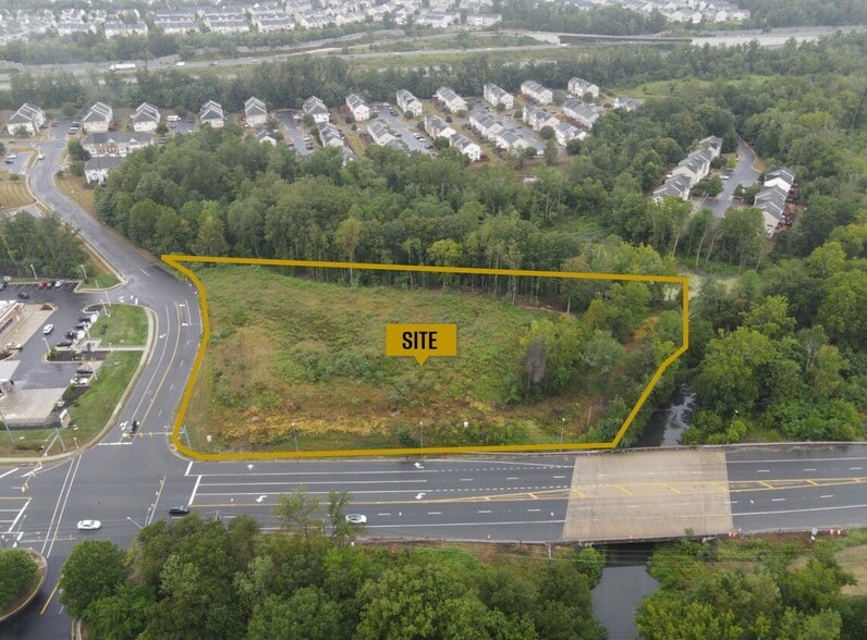 Port Aquia Dr Port Aquia Dr & Richmond Hwy, Stafford, VA for sale - Building Photo - Image 1 of 10