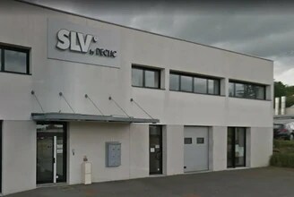 Retail in Limas for lease Building Photo- Image 1 of 2