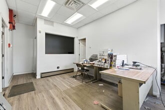 4234 N Pulaski Rd, Chicago, IL for lease Interior Photo- Image 2 of 8