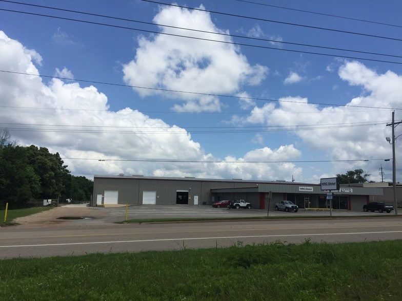 1405 W Cotton St, Longview, TX 75604