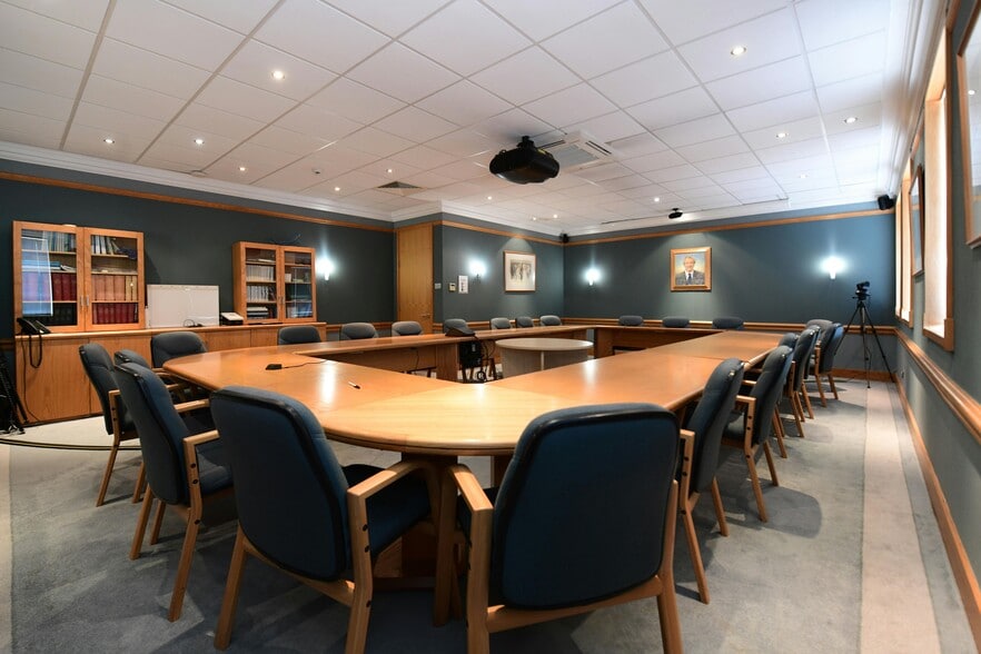 Haig Rd, Knutsford for sale - Interior Photo - Image 2 of 12