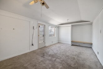 11306 Burbank Blvd, North Hollywood, CA for lease Interior Photo- Image 2 of 5