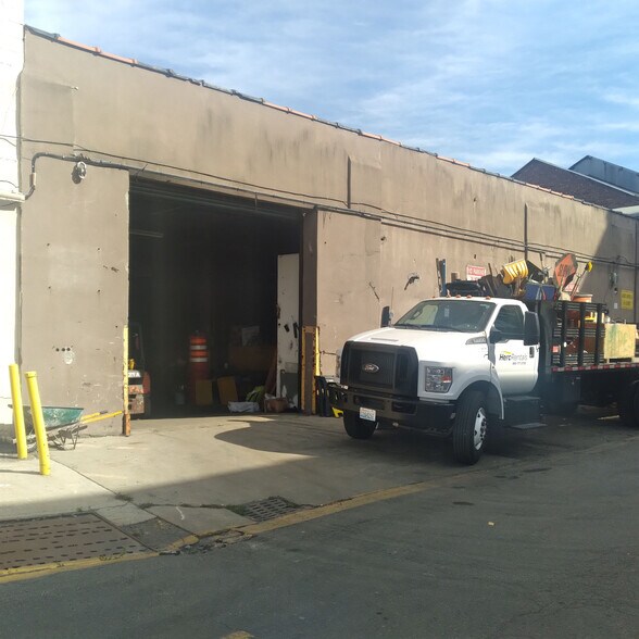 9 53rd St, Brooklyn, NY for lease - Building Photo - Image 3 of 3