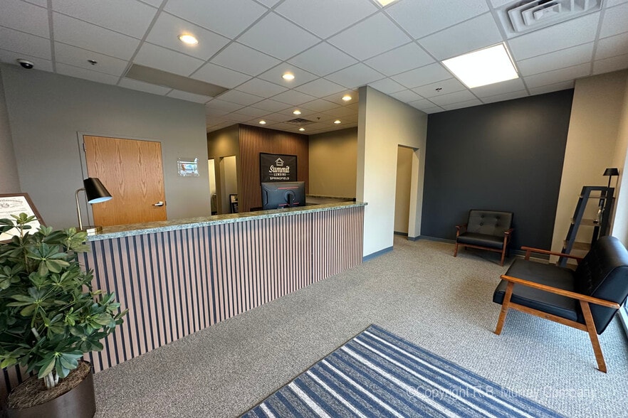 1602-1638 E Republic Rd, Springfield, MO for lease - Building Photo - Image 2 of 8