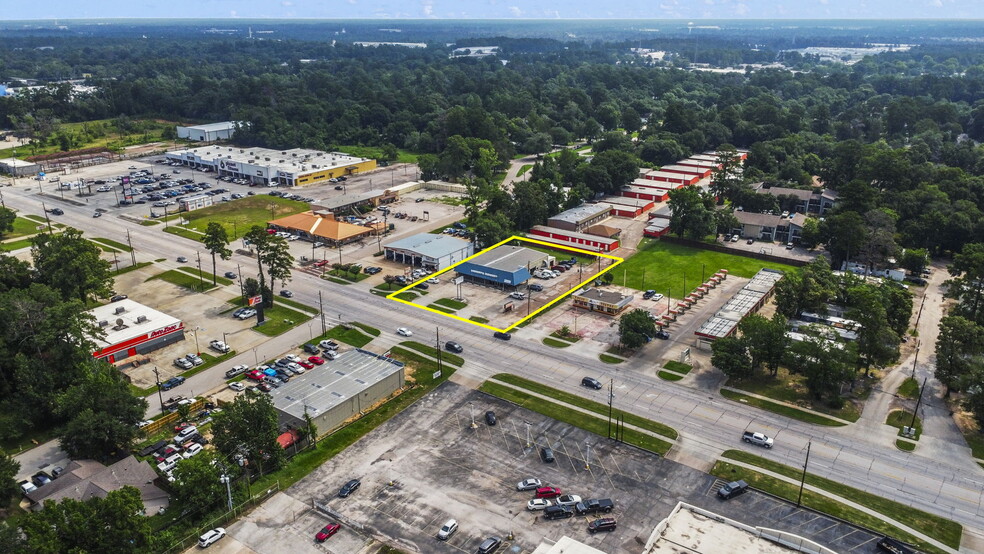 1806 N Frazier St, Conroe, TX for sale - Building Photo - Image 3 of 10