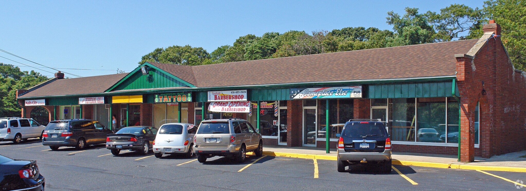 485 Waverly Ave, Patchogue, NY for lease Primary Photo- Image 1 of 3