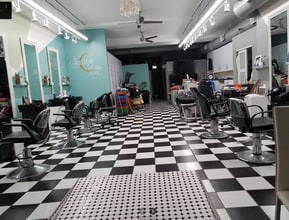 2556 W Lawrence Ave, Chicago, IL for sale Interior Photo- Image 1 of 15