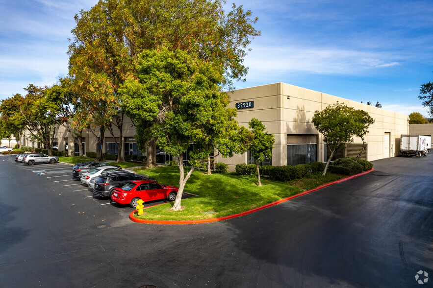 32980 Alvarado Niles Rd, Union City, CA for lease - Building Photo - Image 3 of 8