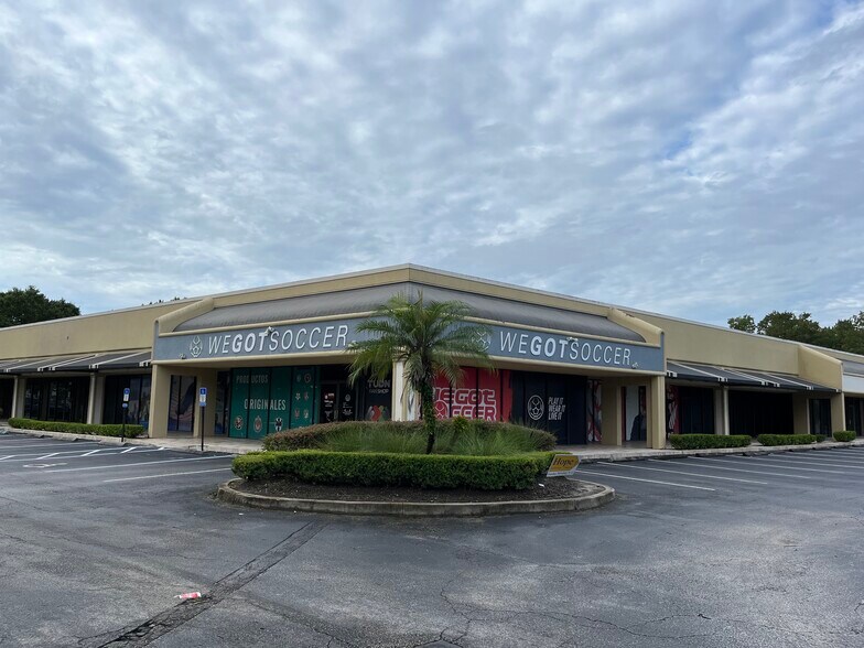 8570 Philips Hwy, Jacksonville, FL 32256