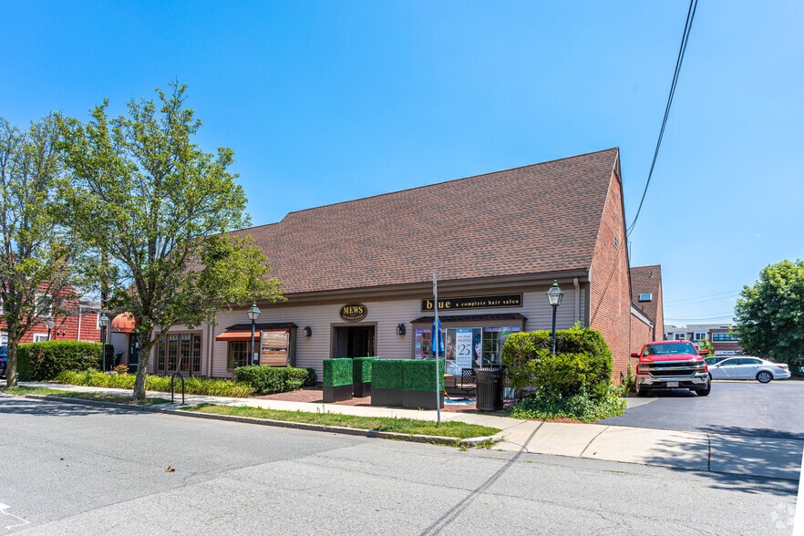 10 Muzzey St, Lexington, MA for lease - Building Photo - Image 3 of 12