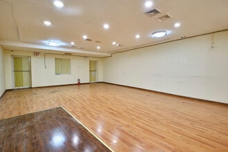 133-40 37th Ave, Flushing, NY for sale Interior Photo- Image 2 of 9