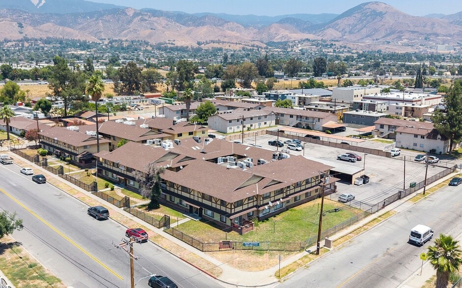 2761 Golden Ave, San Bernardino, CA for sale - Building Photo - Image 2 of 23