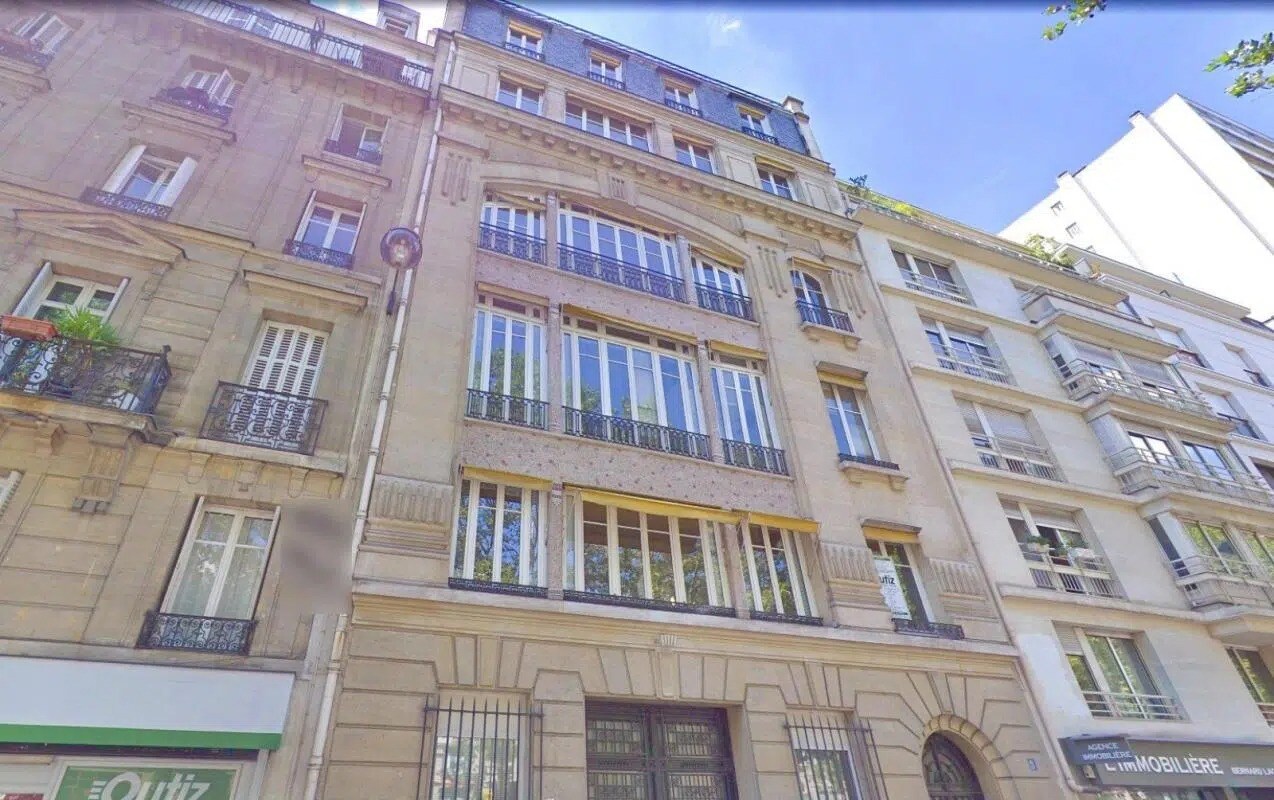 Office in Paris for lease Building Photo- Image 1 of 2